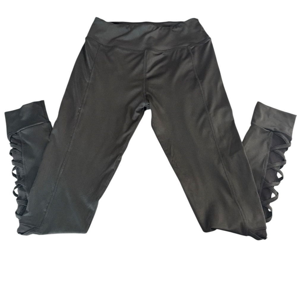Black High-Waist Leggings with Lattice Detail